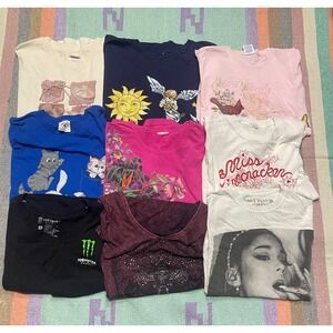Y2K & Vintage Graphic Tee Lot – 21 Pieces – Mixed Sizes (S–XL)